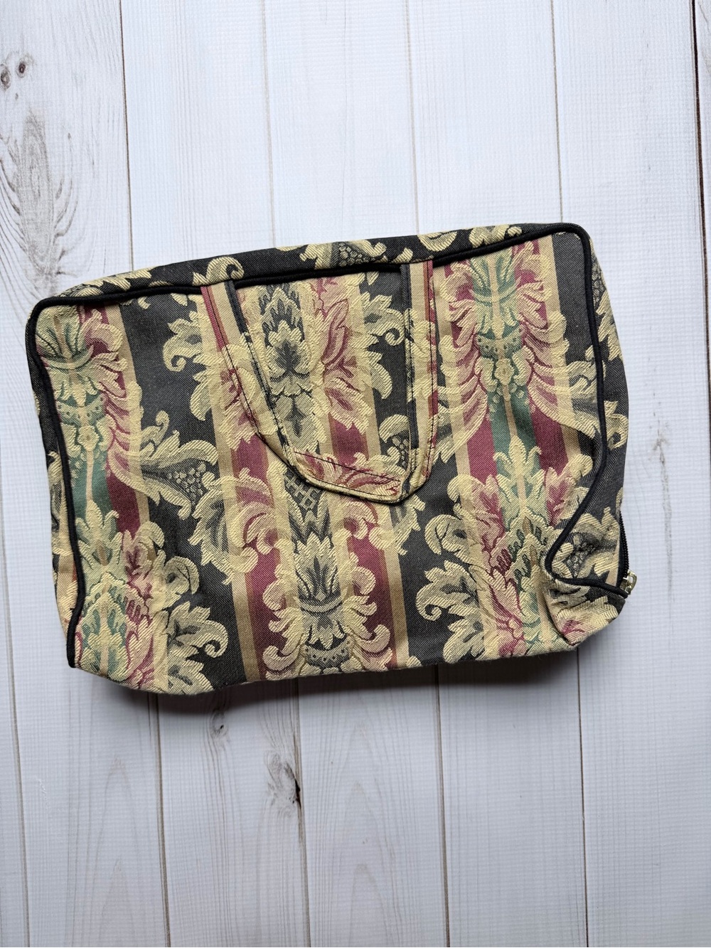 Vintage Tapestry Pattern Travel Cosmetic Bag – Multicolor